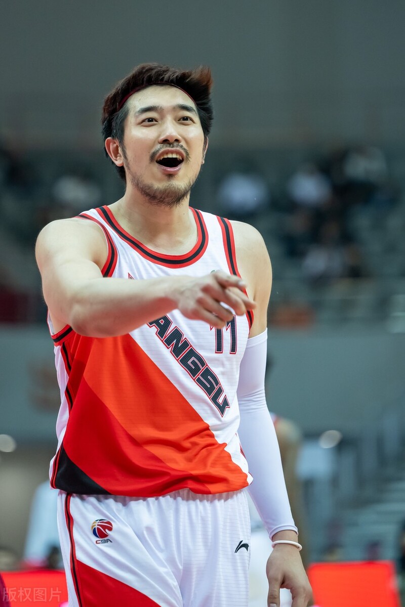 窗口期新疆广汇官宣签约——全明星赛节点到来，底气十足，球队文化再被提及